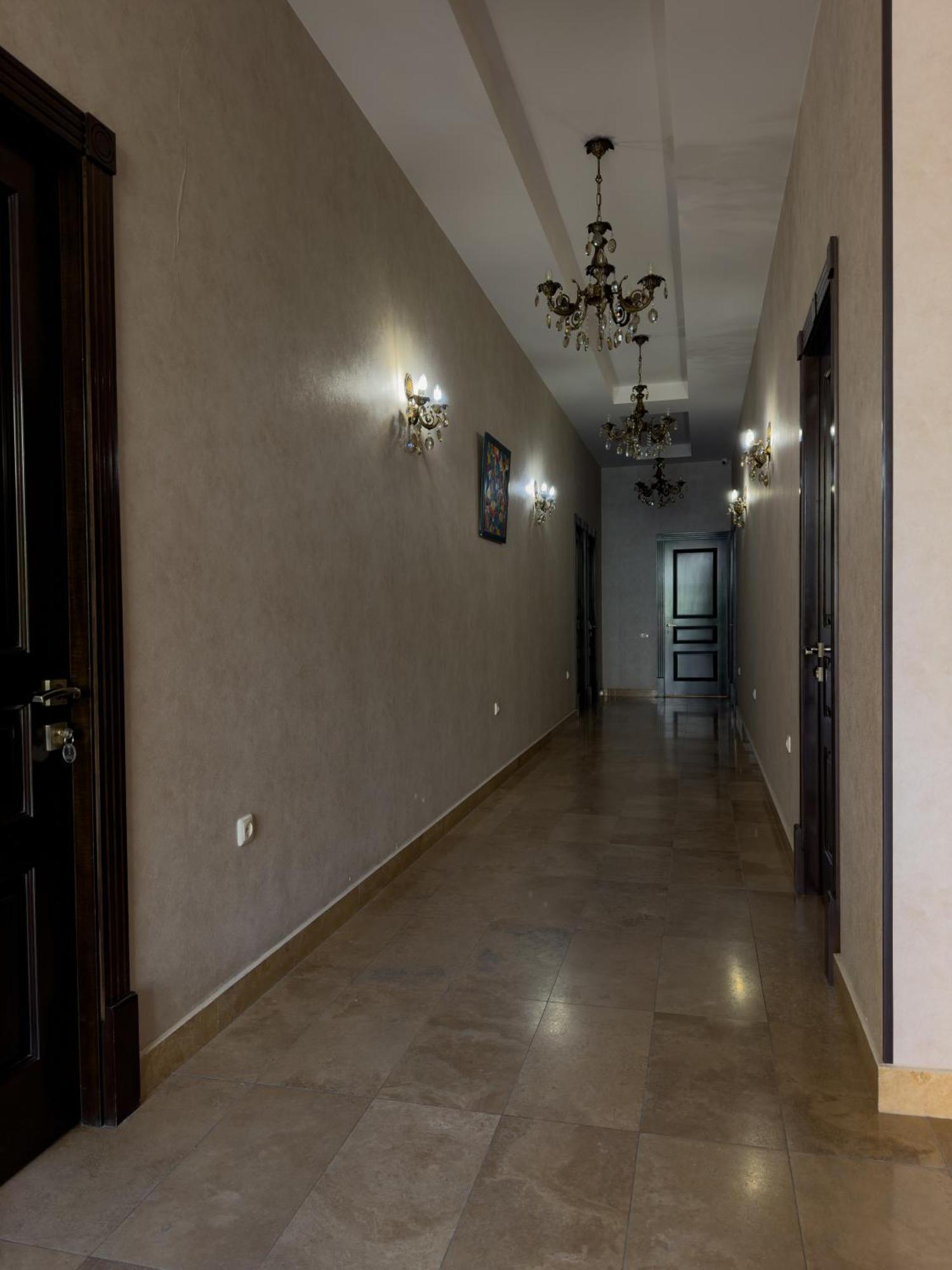 Eridana Hotel Yerevan Luaran gambar