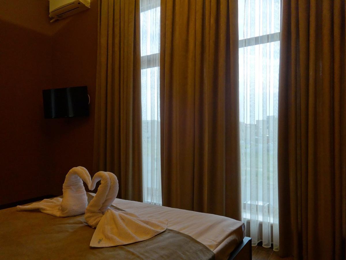 Eridana Hotel Yerevan Luaran gambar