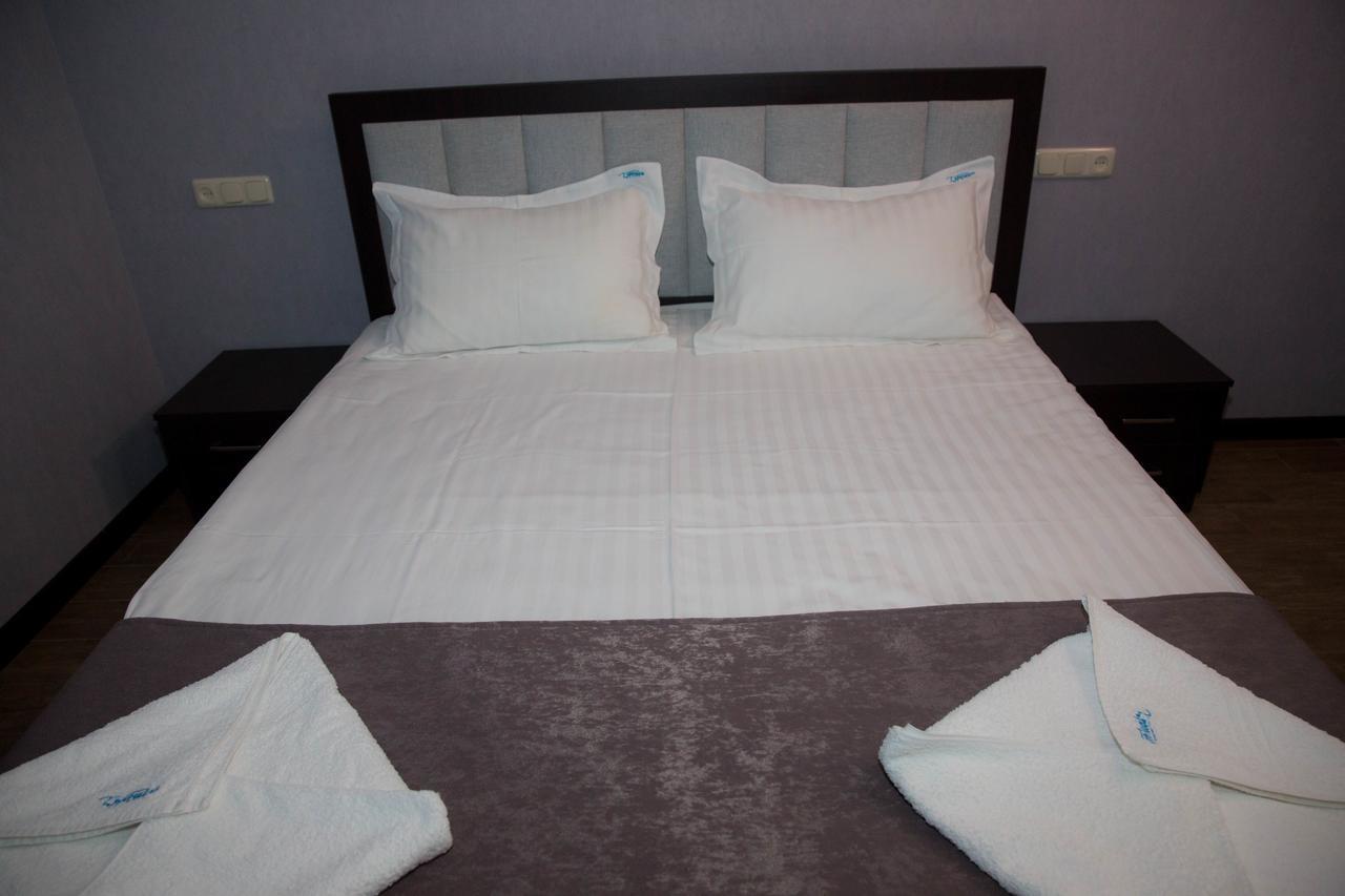 Eridana Hotel Yerevan Luaran gambar
