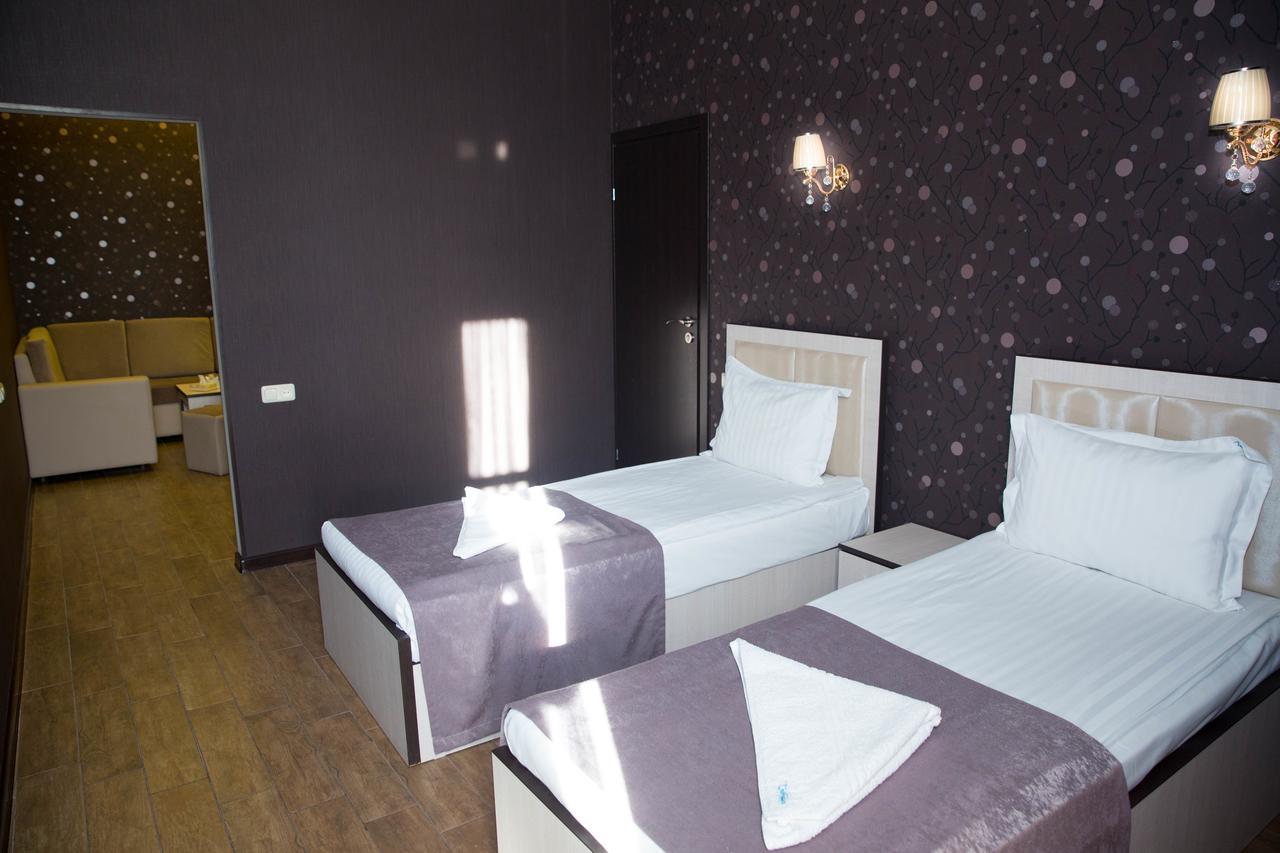 Eridana Hotel Yerevan Luaran gambar