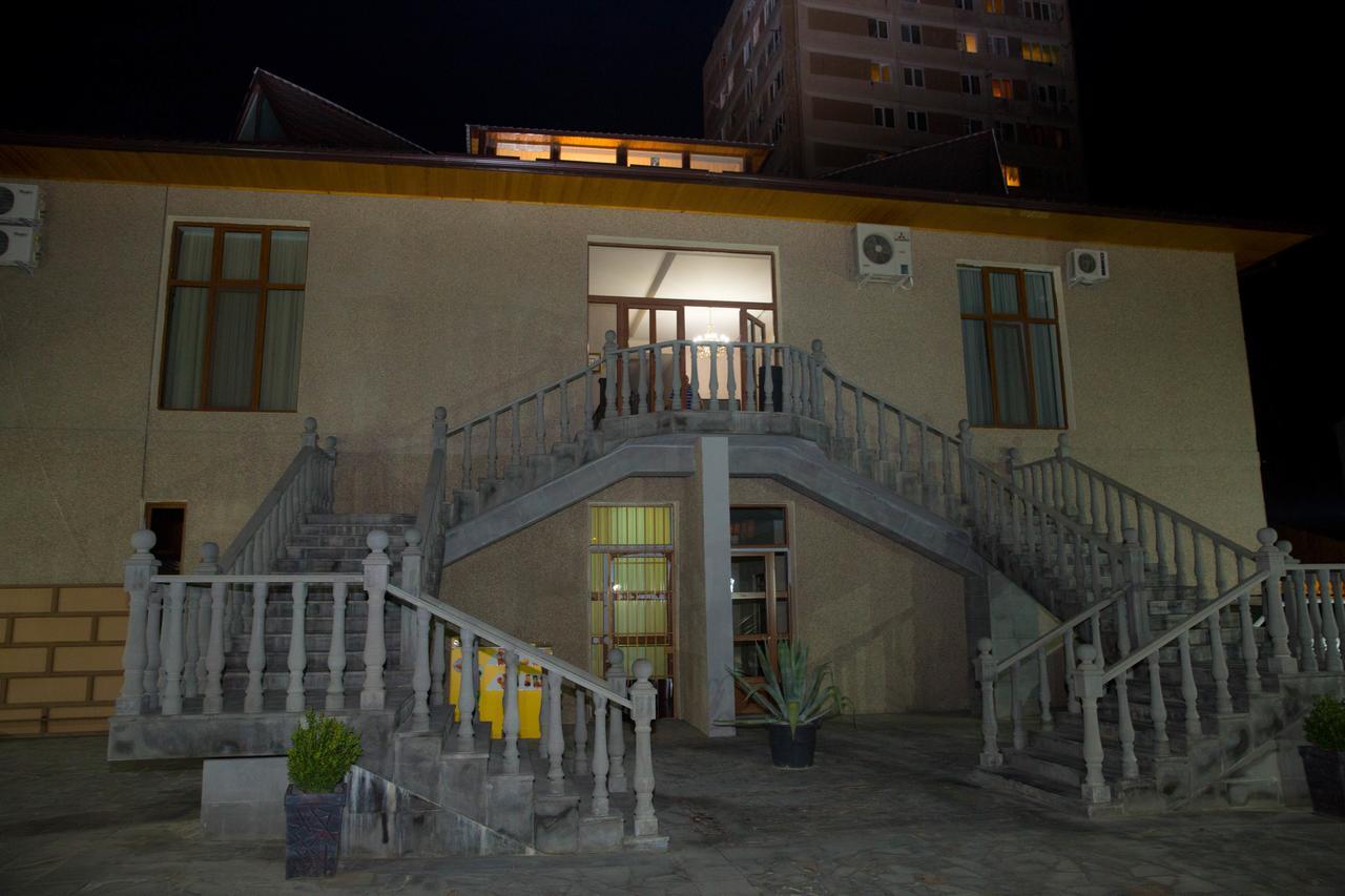 Eridana Hotel Yerevan Luaran gambar